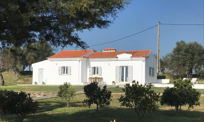 Alvito Bed & Breakfast | Horta da Rosa - Adults Only