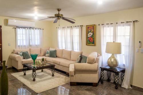 Ensanche Miramar Villa | Hospedaje de Marant