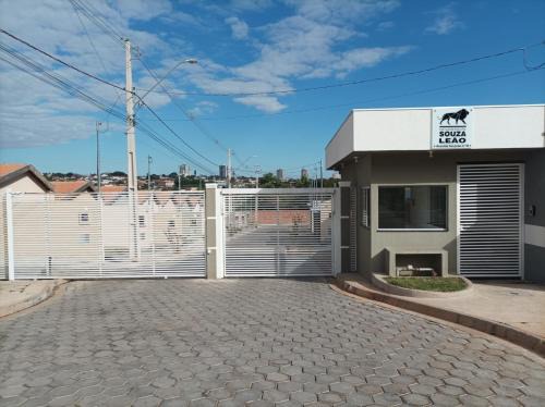 Tupa House | Hospedagem mobiliada