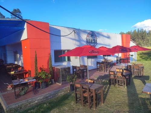 Zipaquira House | Hospedaje & Restaurante Rancho Grande Tocancipá SAS