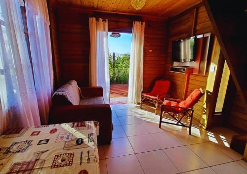 Praia do Rosa Ski Chalet | Hospedaria Chalés Rota Do Sol PDR - Hospedagem para casais, famílias e grupos