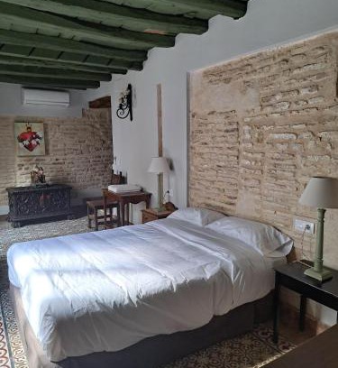 San Bartolome House | Hospedería Monasterio de San Leandro