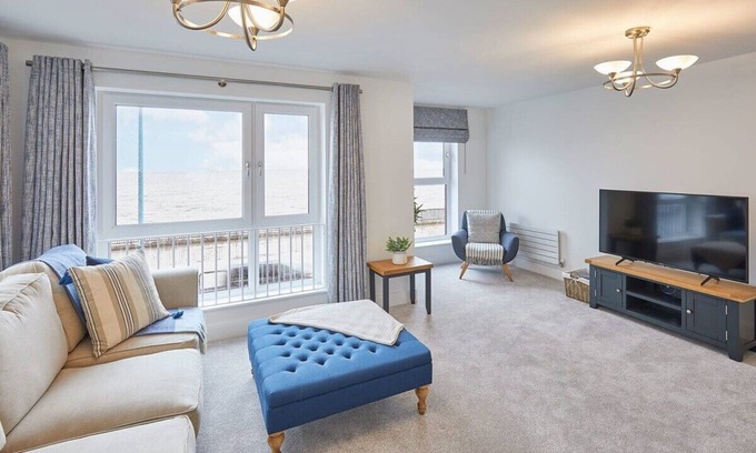 Whitley Bay House | Host & Stay | 3 Queens Court