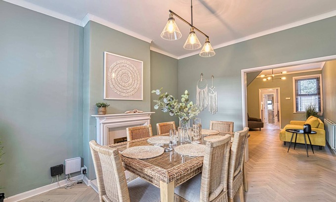 Hereford House | Host & Stay | Barton Road House