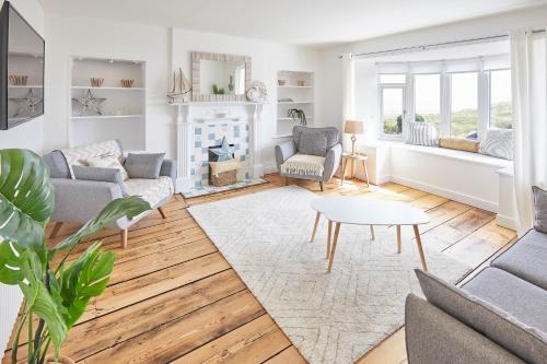 Marske-by-the-Sea Apartment | Host & Stay - Beach Retreat