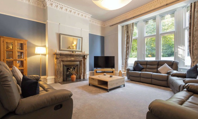 Carlisle House | Host & Stay | Chatsworth Townhouse I
