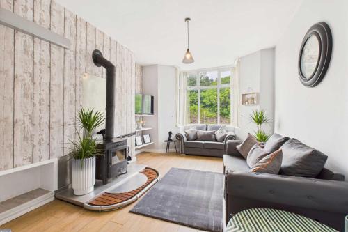 Middlesbrough House | Host & Stay - Crosby House