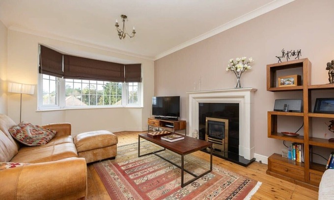 Woodingdean House | Host & Stay | Downs Valley House