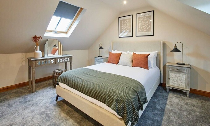 Alne House | Host & Stay | Fawcett Cottage