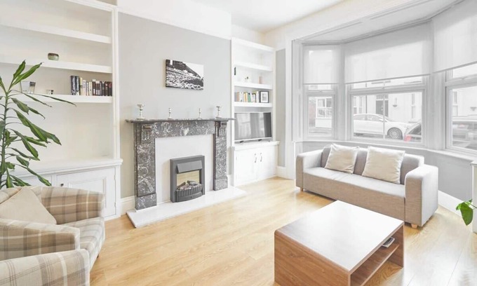 Saltburn-by-the-Sea House | Host & Stay | Victorian Seahouse