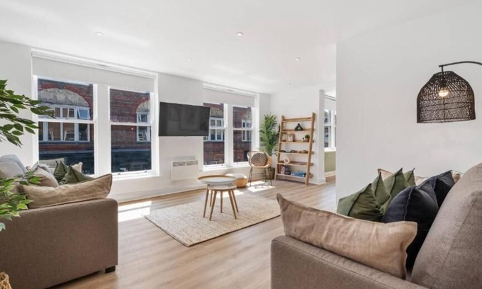 Sefton Park Apartment | Host & Stay | Lark Lane Hideaway