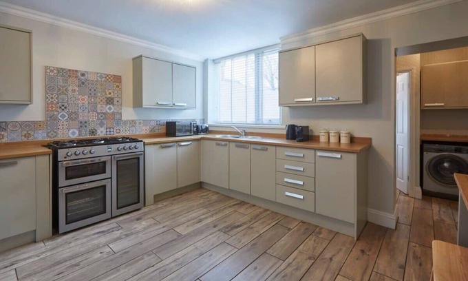Blyth House | Host & Stay | Park House