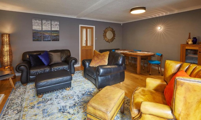 Saltburn-by-the-Sea House | Host & Stay - Pearl House