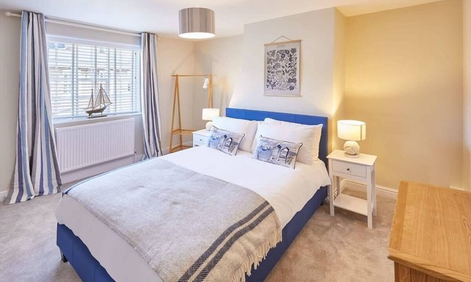 Whitby House | Host & Stay | Spring Cottage