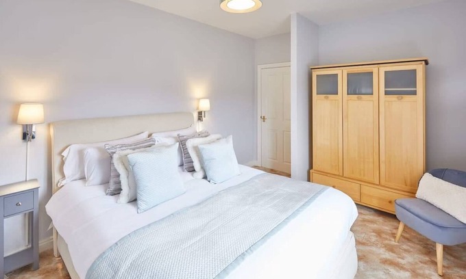 Whitby Apartment | Host & Stay | Starboard Bow