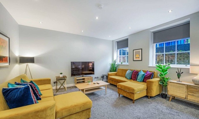 Georgian Quarter Apartment | Host & Stay | The Georgian Quarters at Canning I
