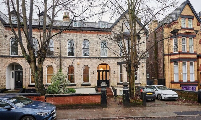 Sefton Park Apartment | Host & Stay | The Ivanhoe Retreat