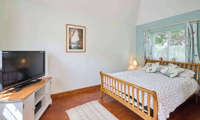 Melton Constable Ski Chalet | Host & Stay | The Lodge