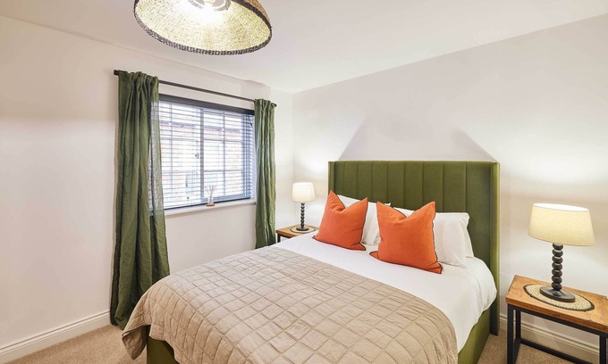 Stokesley House | Host & Stay | The Warren