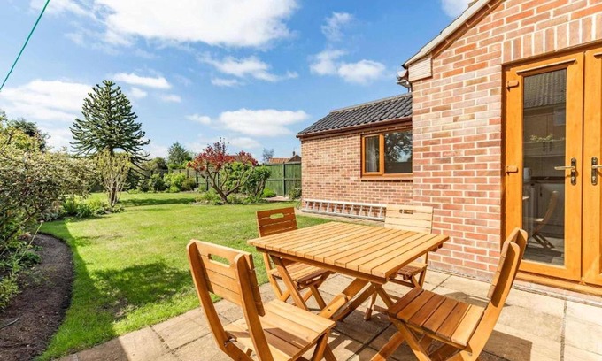 Norwich House | Host & Stay | Welsford House