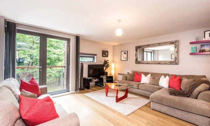 Liverpool City Centre Apartment | Host & Stay | York Place Apartment