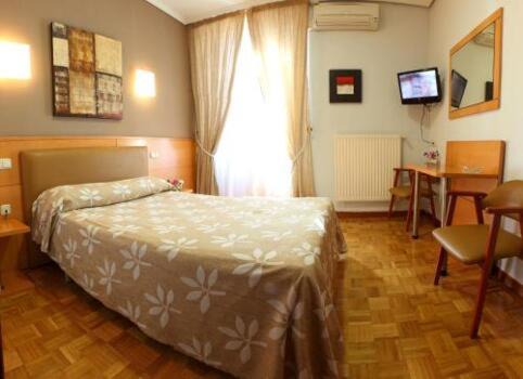 Tafalla House | Hostal Arotza