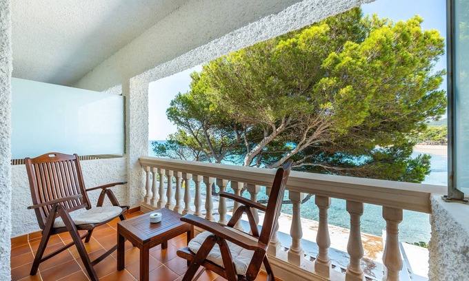 Canyamel Apartment | Hostal Boutique Canyamel, 105 Double Rooms with Sea View, Private Terrace, Wi-Fi and a/c