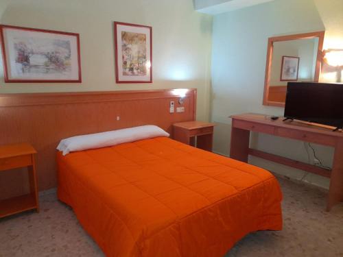 Santo Domingo House | Hostal Carlos III