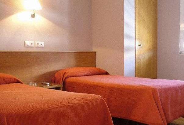 Aranda de Duero House | Hostal CC