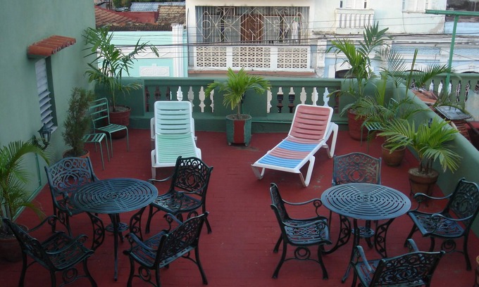 Cienfuegos House | Hostal Colonial de Isabel y Pepe