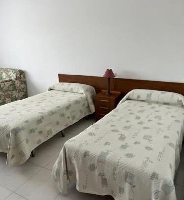 San Sadurnino House | Hostal Delfino