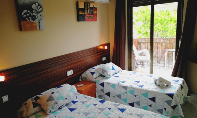 Aren House | Hostal Escarla