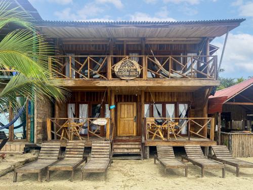 Palomino House | Hostal MOCAMBO BEACH