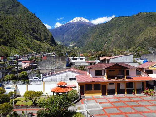 Banos de Agua Santa Hostel | Hostal Monte Carmelo