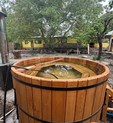 Refugio lo Valdes House | Hostal Piolet en Baños Morales
