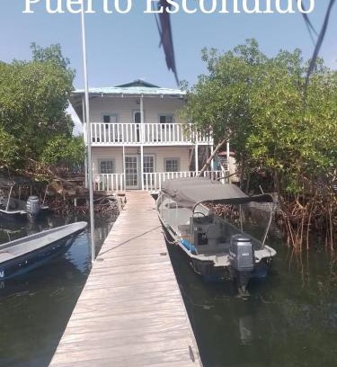 Hope Well House | Hostal Puerto Escondido