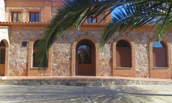 Valencia de las Torres House | Hostal Rest. Campoabierto