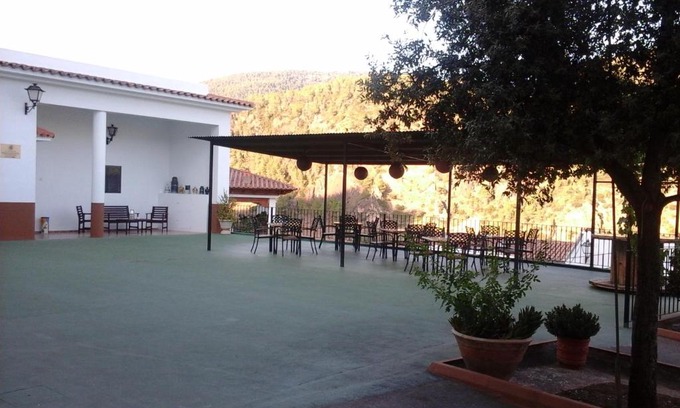 Villahermosa del Rio House | Hostal Restaurante El Palomar