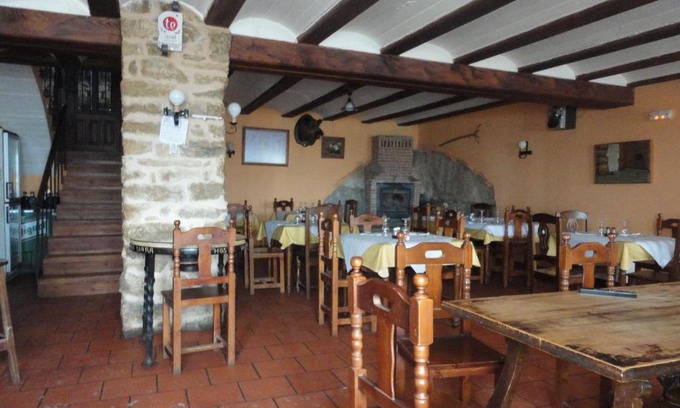 Allepuz House | Hostal Venta Liara