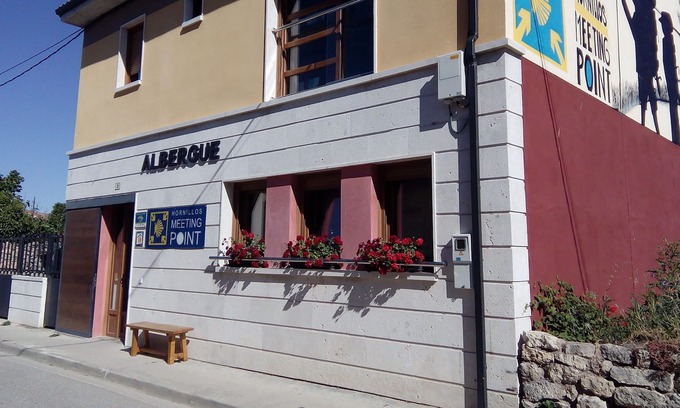 Hornillos del Camino House | Hostel for groups