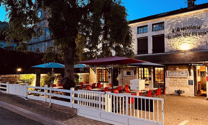 Chamarandes-Choignes Hotel | Hostellerie Au Rendez-vous des Amis