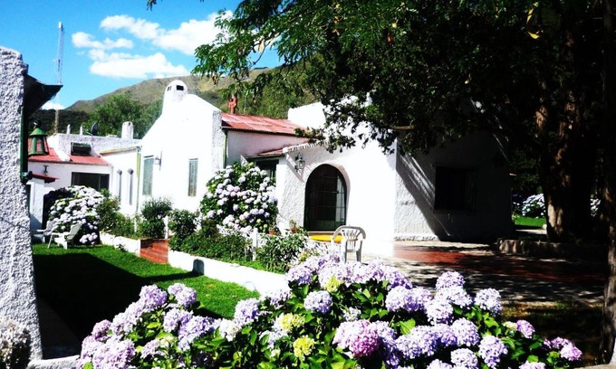 Cortaderas Hotel | Hosteria Magdalena