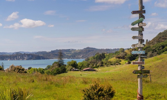Whitianga Cabin | Hosts on the Coast Bayview Sanctuary