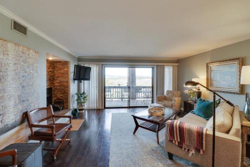 Lake Hamilton Apartment | Hot Springs Condo with Lake Access and Community Pool