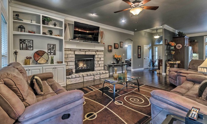 Hot Springs Village House | Hot Springs Family Home on Granada Golf Course!