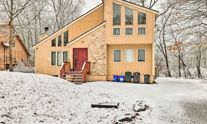 Pocono Mountain Lake House | Hot tub 112 jets, wood fireplace, A/C, sauna, strong Wi-Fi