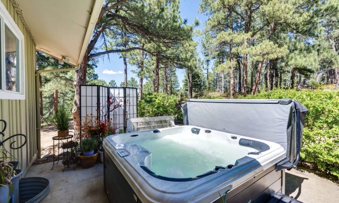 Boulder Cabin | Hot Tub Boulder Mountain Suite
