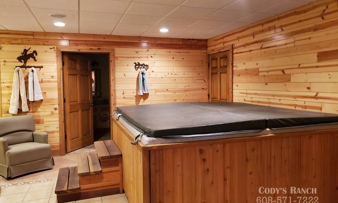 Eastman House | Hot Tub! Cowboy Retreat! SW Wisconsin Driftless Region on UTV Route