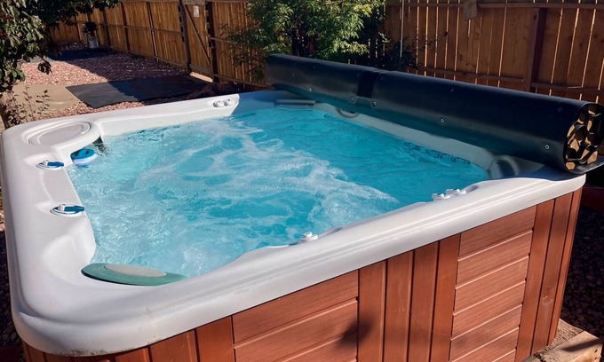 Central Colorado Springs House | Hot Tub Cozy Cottage in Colorado Springs