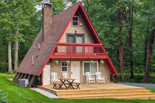 Ruby House | Hot Tub, Fire Pit and Patio A-Frame Stafford Cabin
